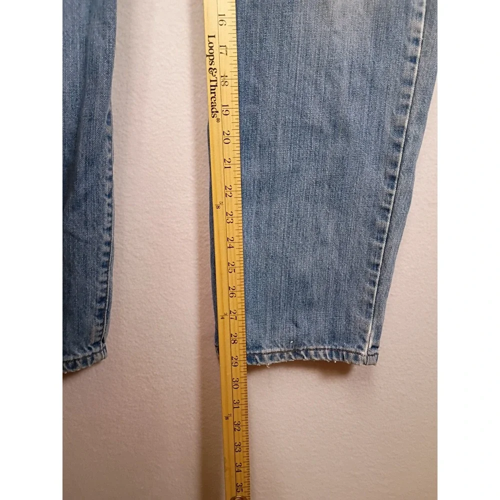 Vintage Aesthetic Eddie Bauer Mens 33x29 Blue Light Wash Classic Fit Jeans